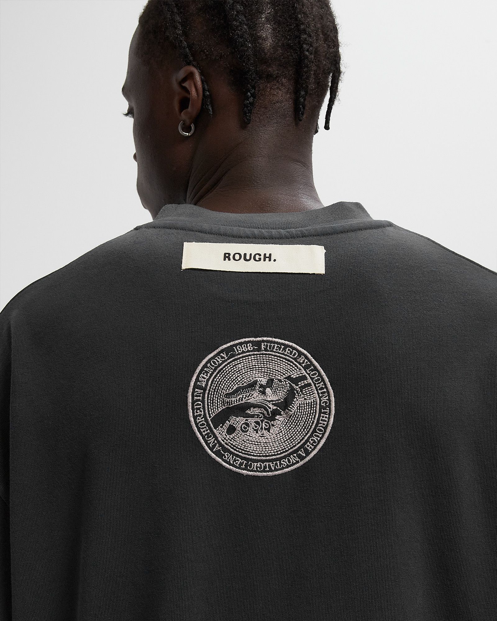 BOND EMBLEM LONGSLEEVE