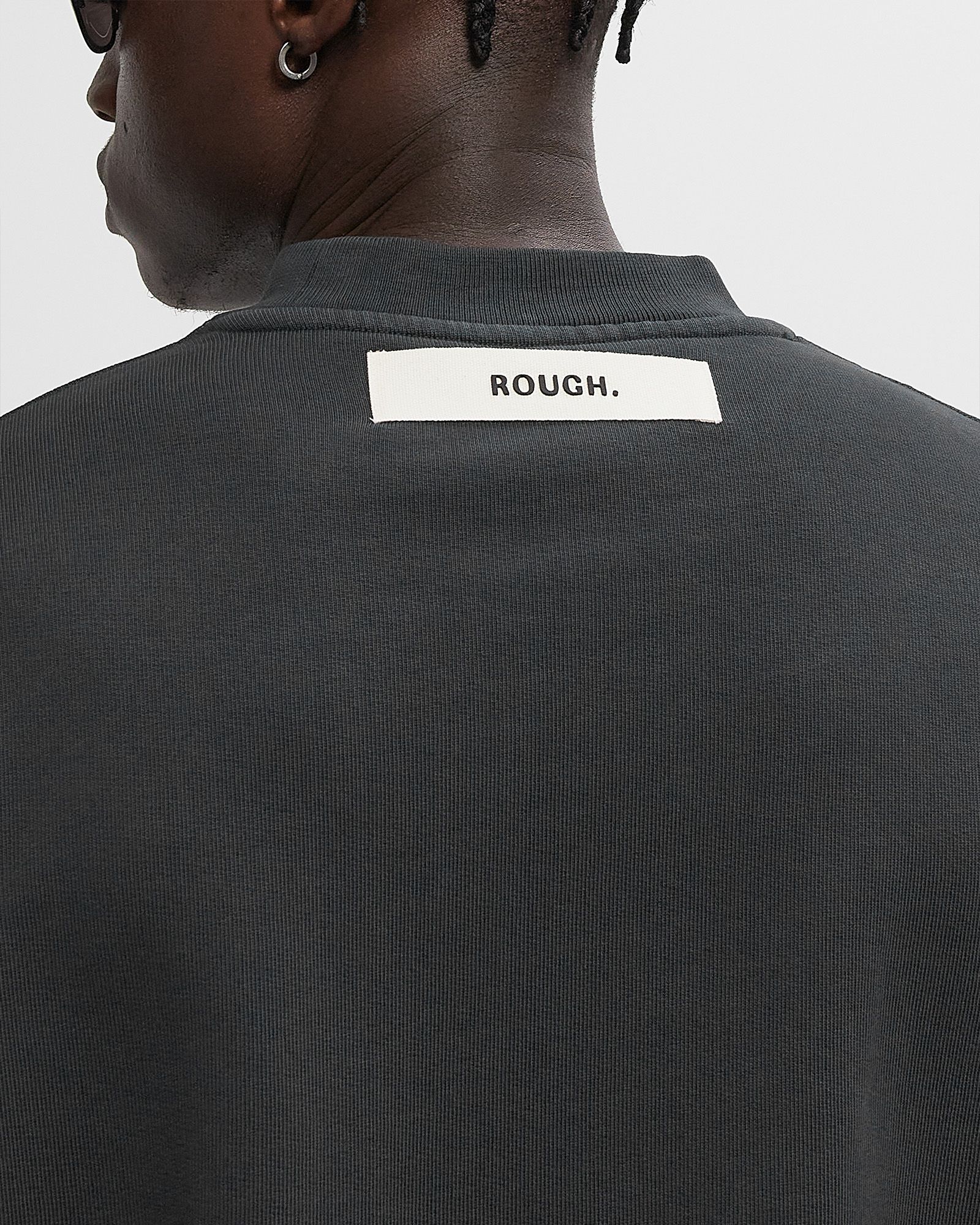 SIGNATURE SWEATSHIRT