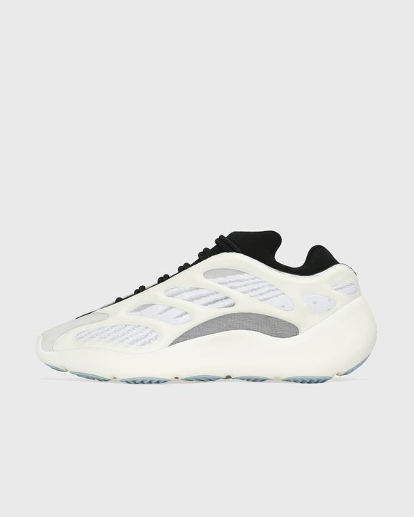 Bstn sales yeezy 700