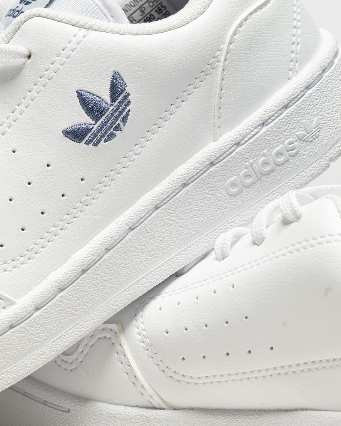 大人気◆AdidasORIGINALS◆NY 90 eyJidWNrZXQiOiJic3RuLWltYWdlLX