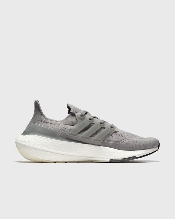 ULTRABOOST 21