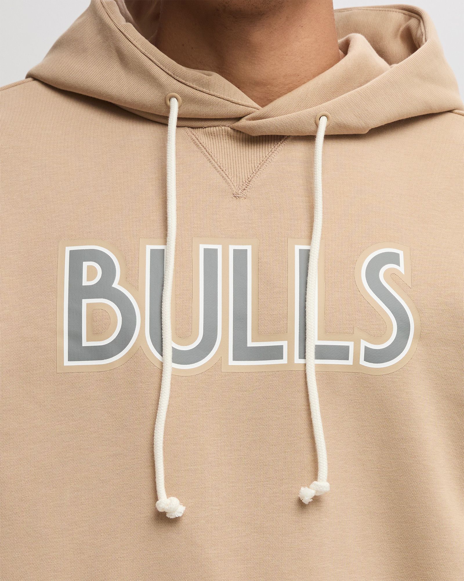 NBA CHICAGO BULLS HOODED LONG SLEEVE TOP