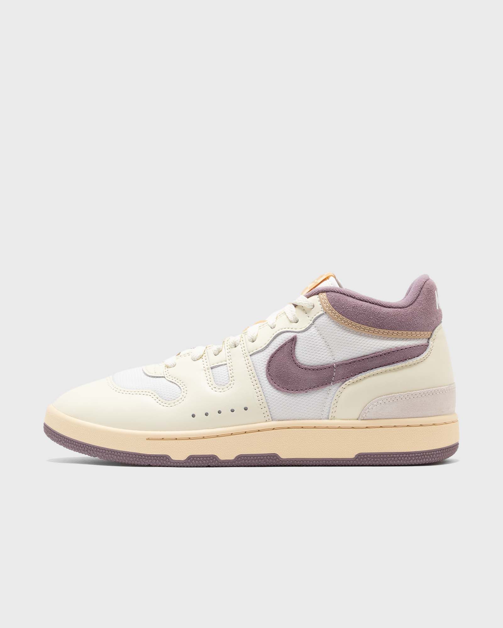 Nike ATTACK "Coconut Milk and Taupe Grey" men Lowtop white in Größe:45,5