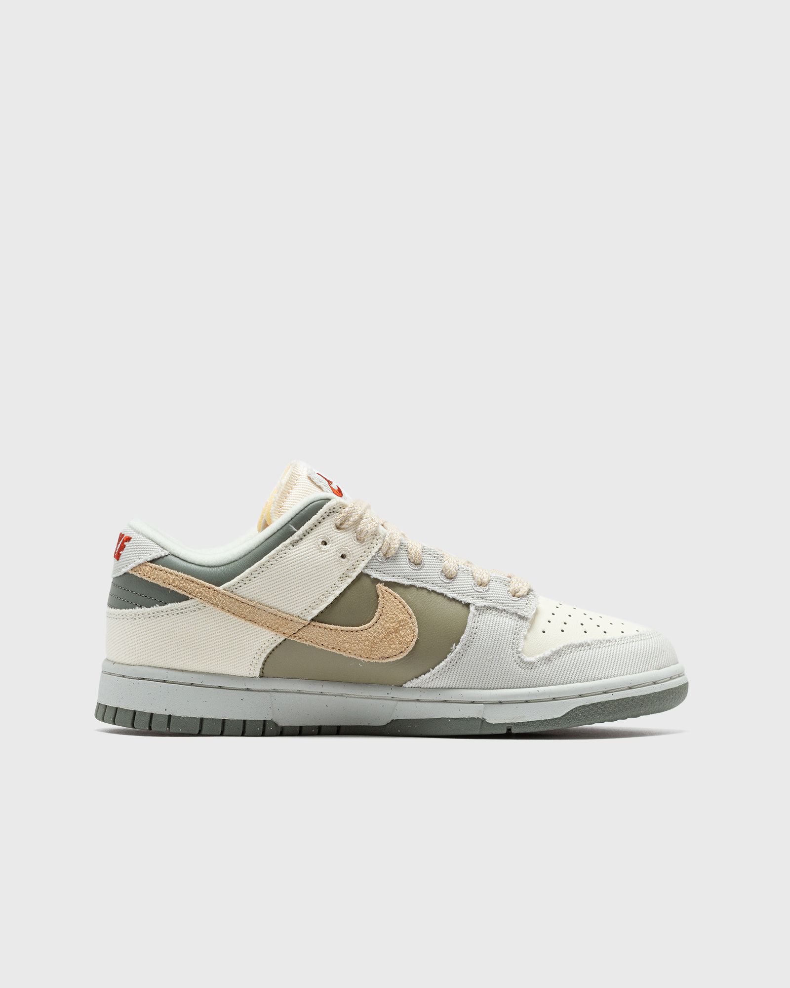 WMNS DUNK LOW