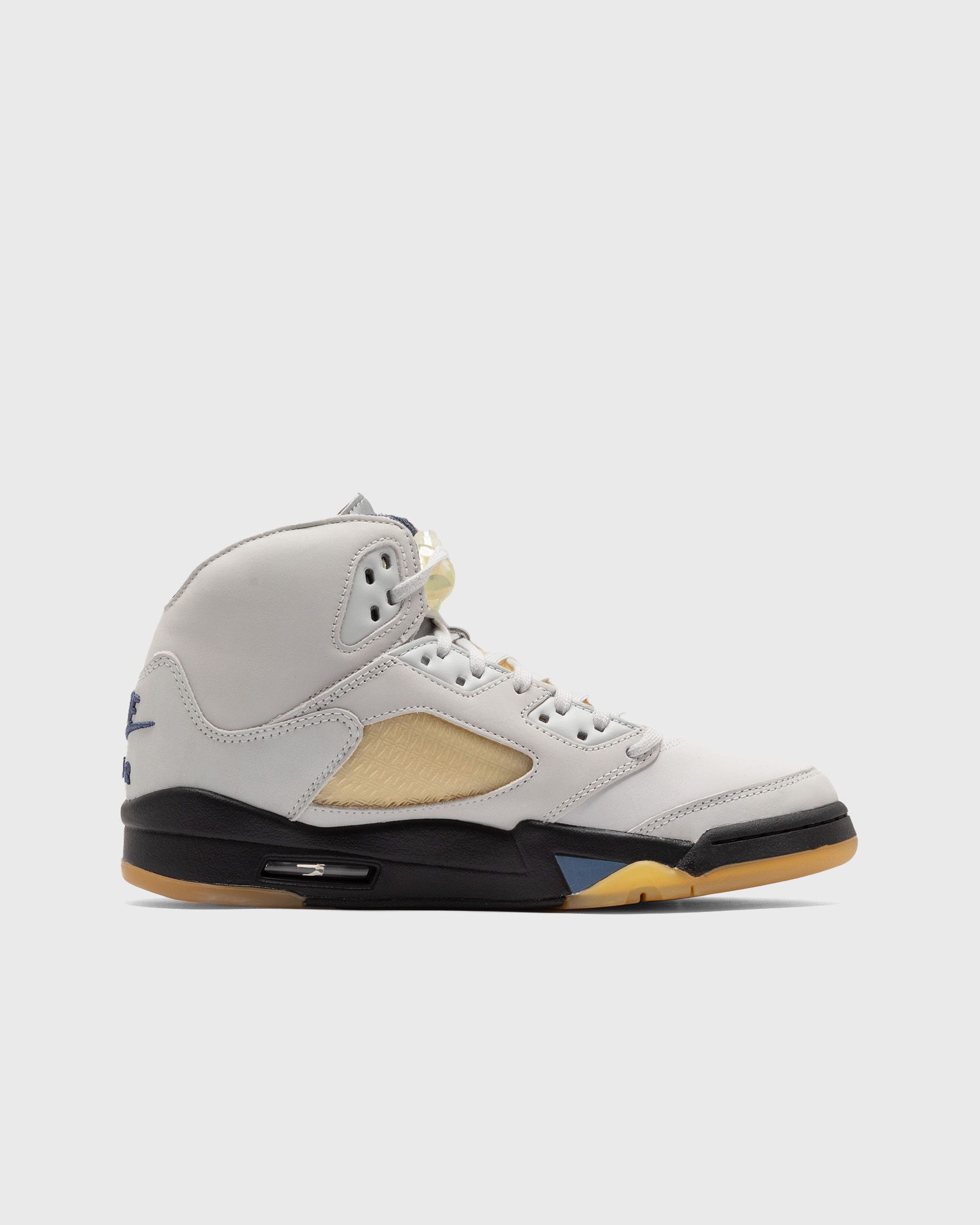 A MA MANIÉRE X WMNS AIR JORDAN 5 'DAWN'