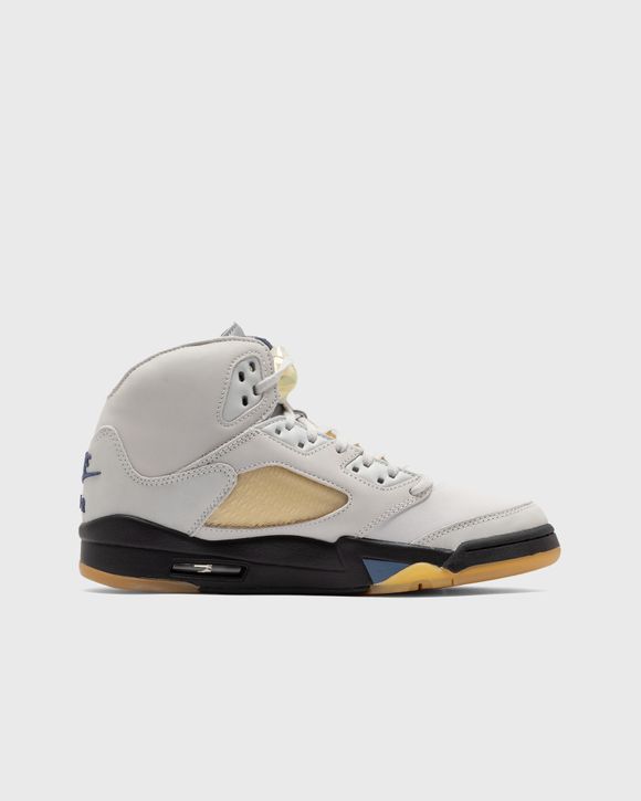 A MA MANIÉRE X WMNS AIR JORDAN 5 'DAWN'