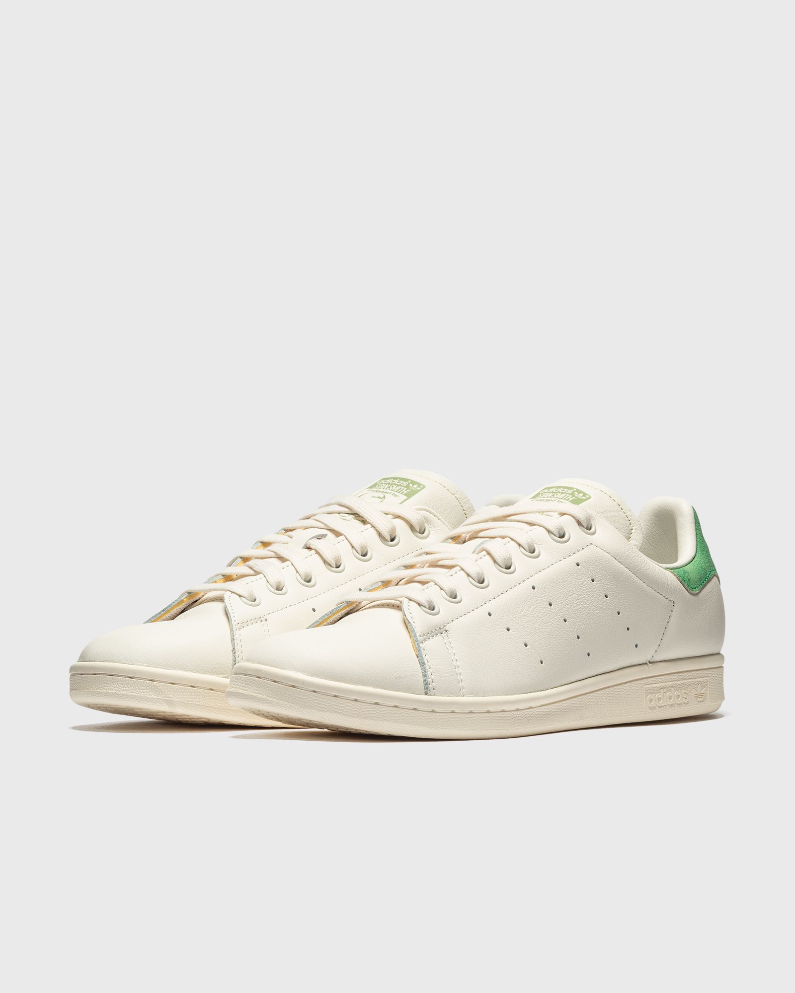 STAN SMITH