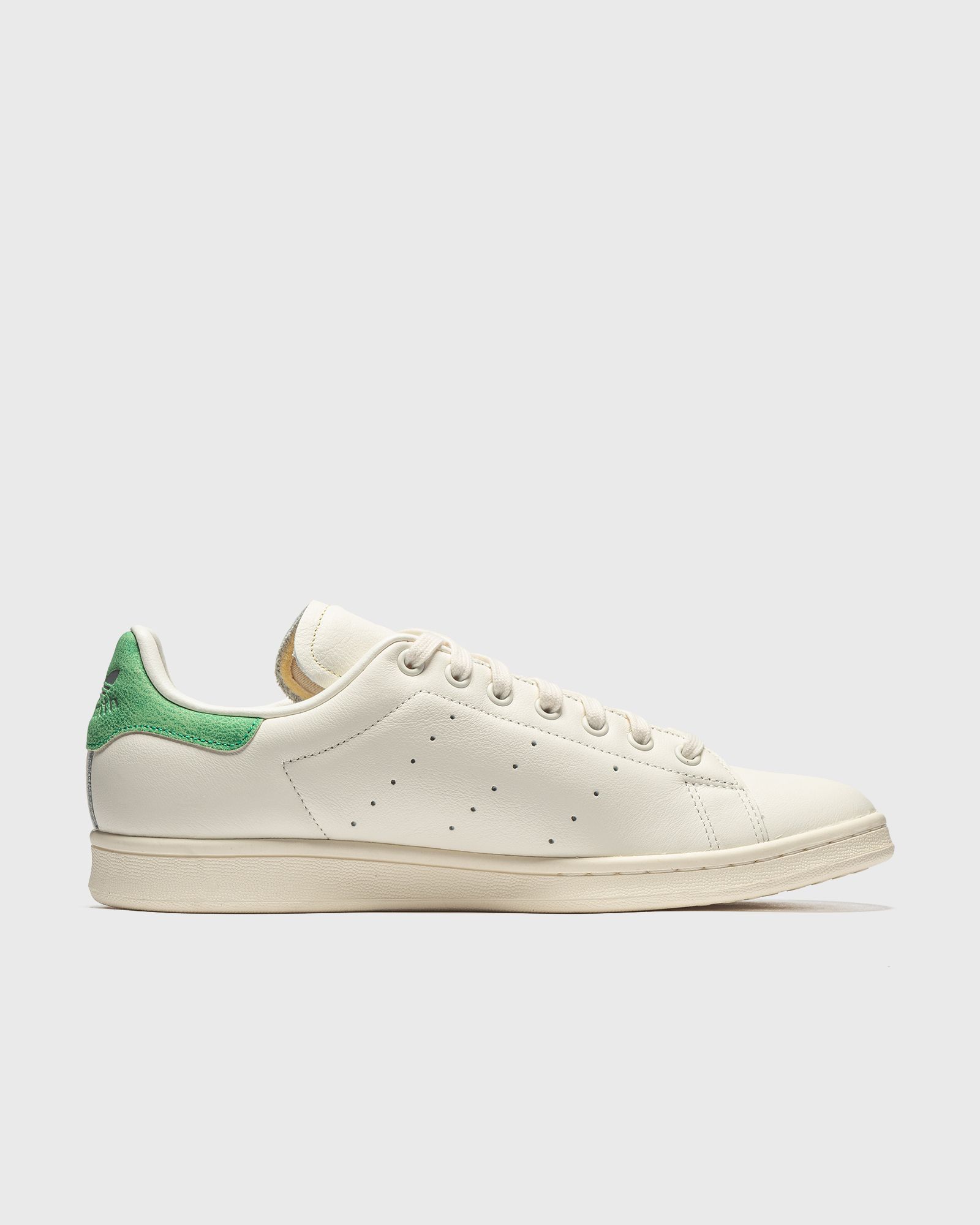 STAN SMITH