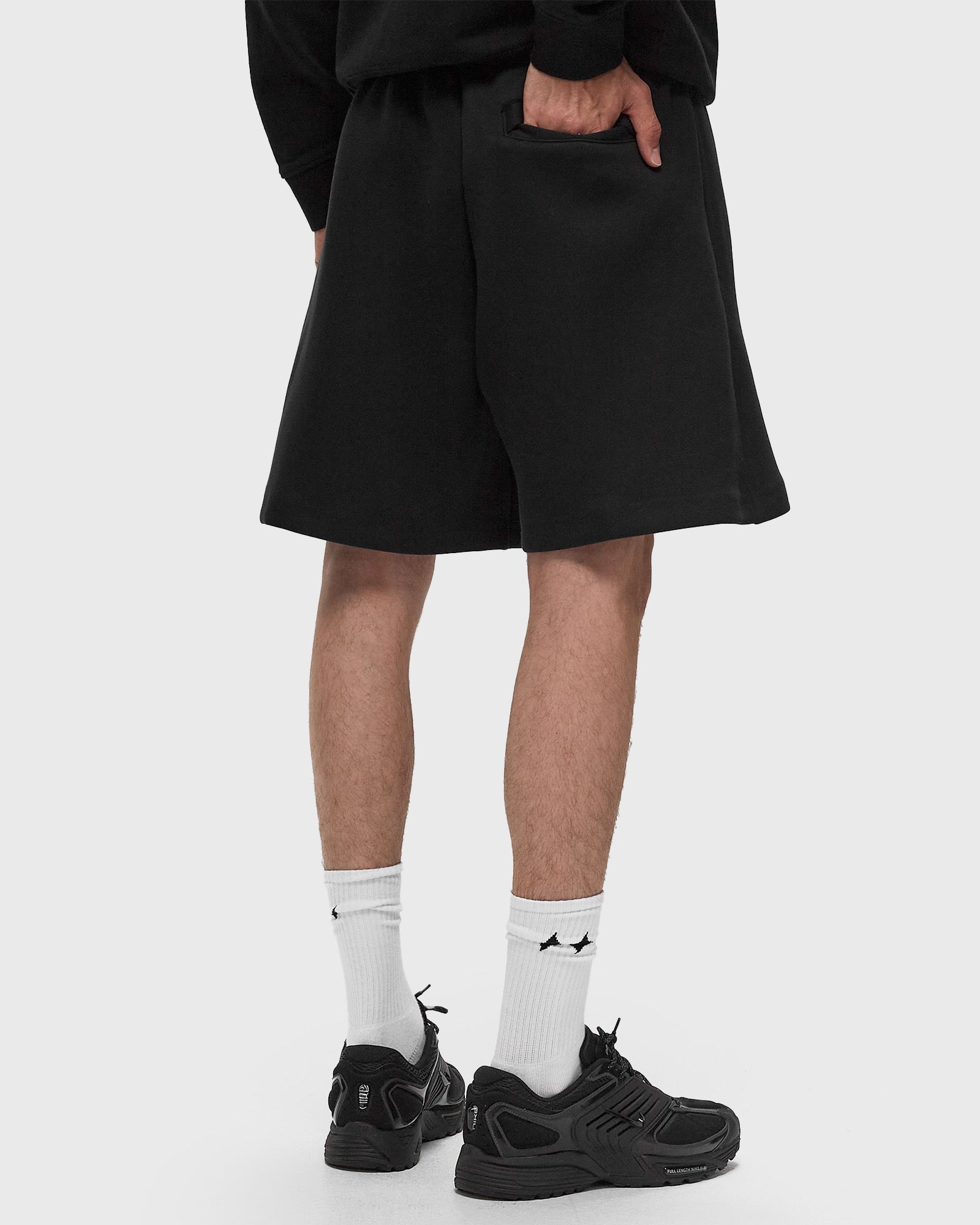 TECH FLEECE SHORT