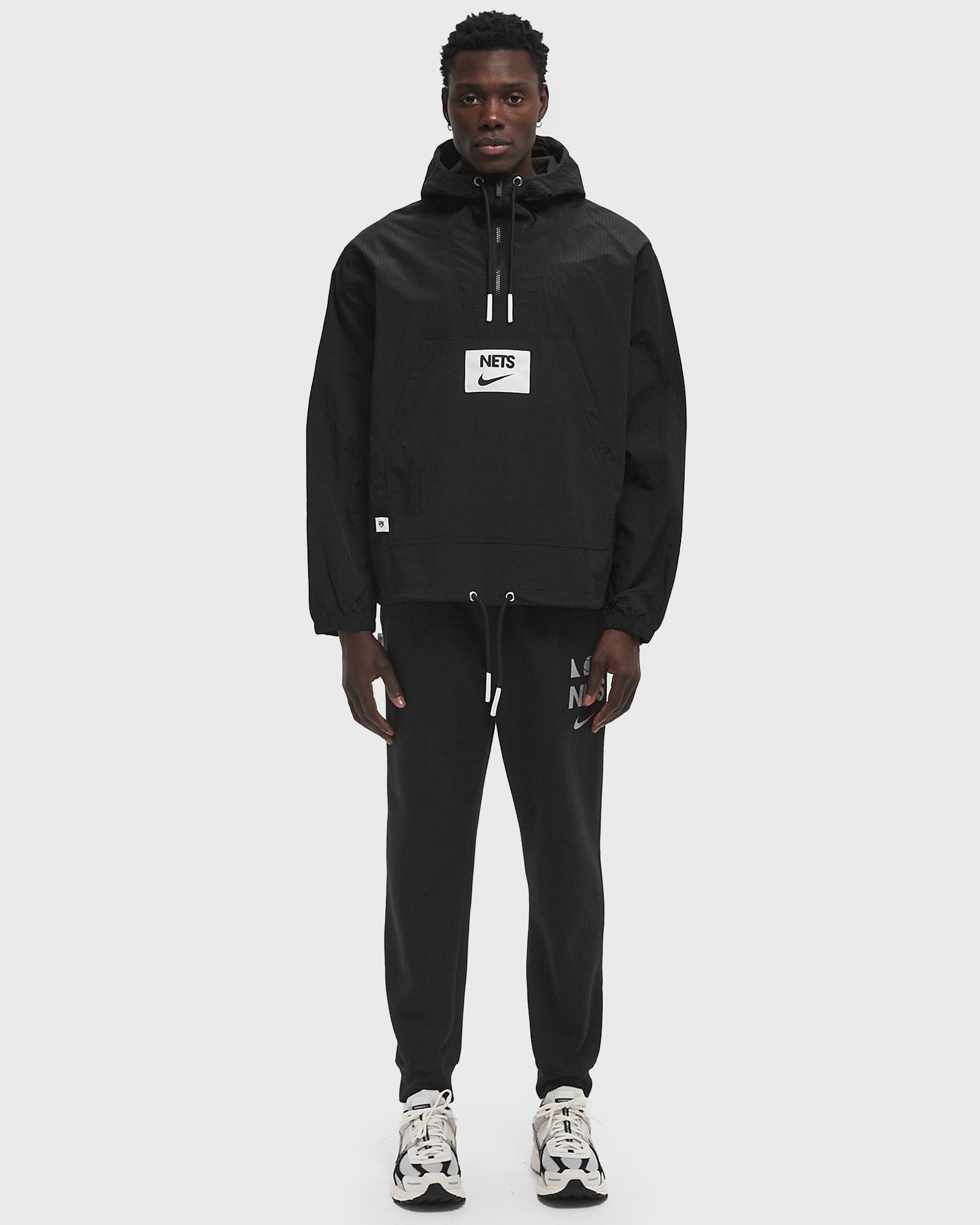 NBA Anorak Brooklyn Nets Club Courtside