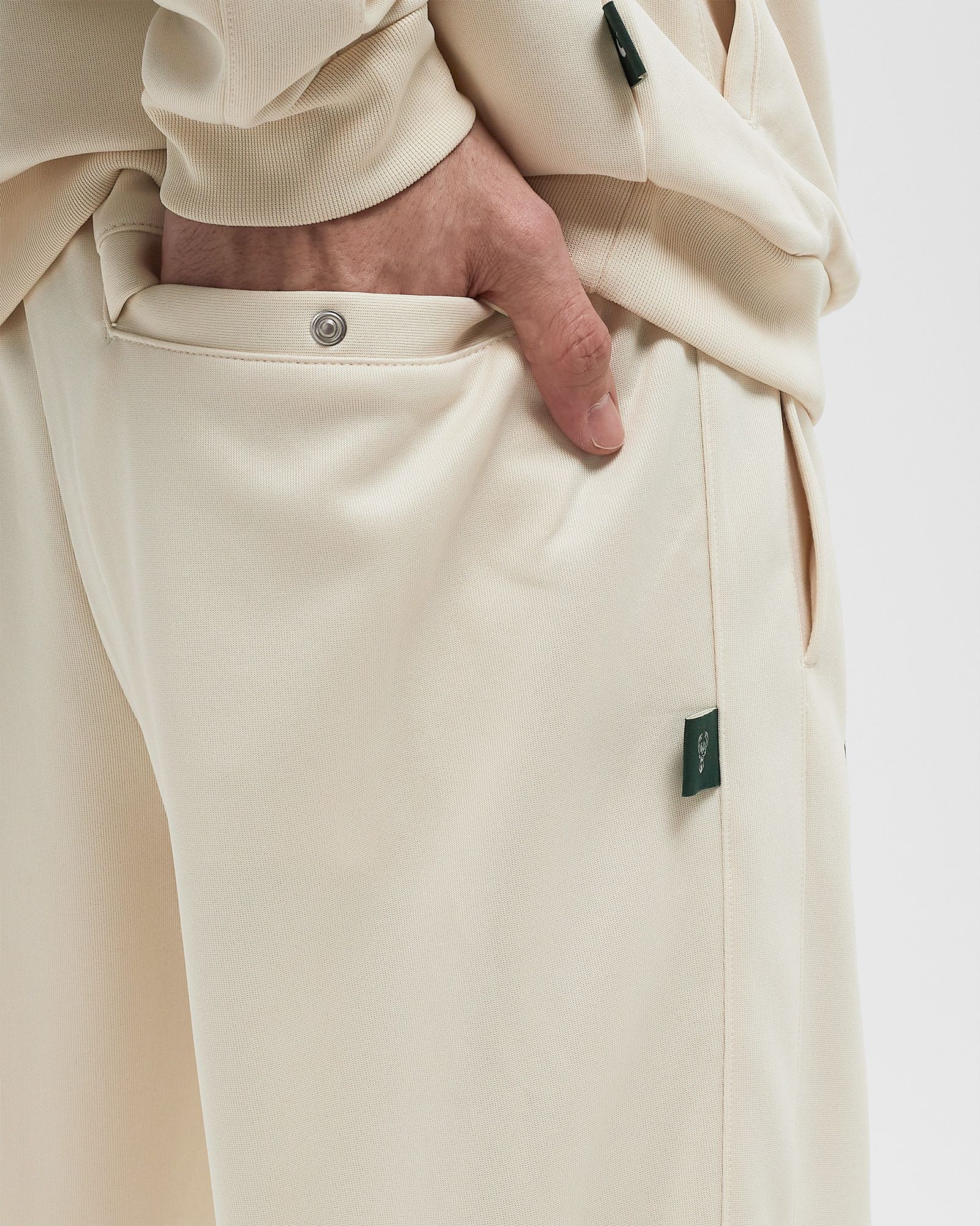 NBA Tracksuit Milwaukee Bucks Club Courtside