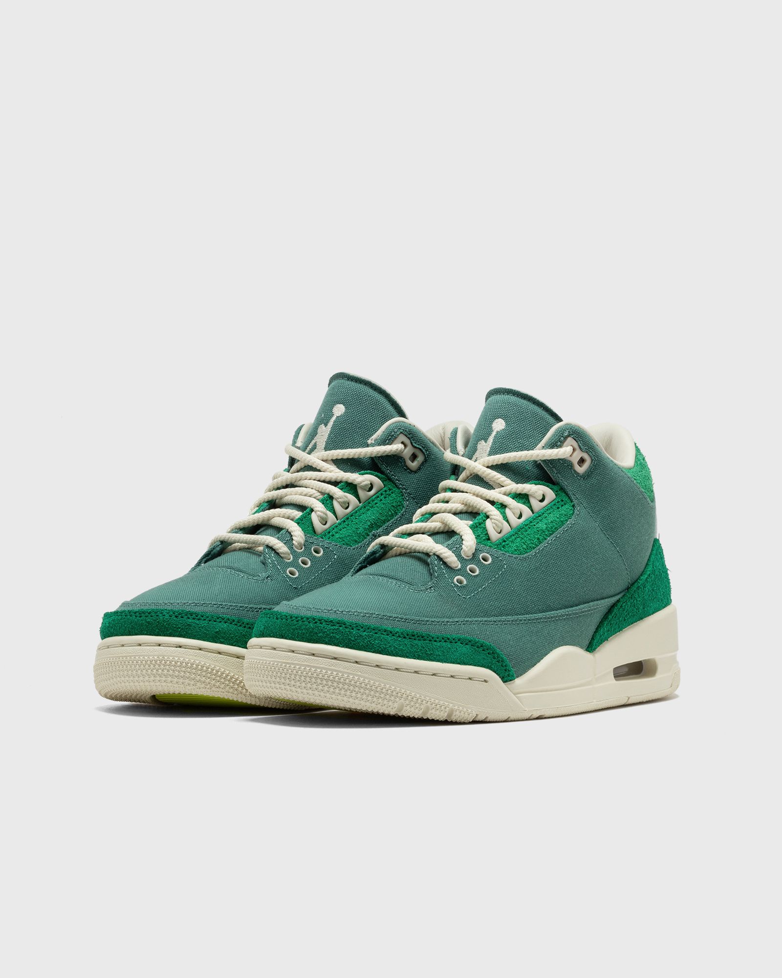 WMNS AIR JORDAN 3 RETRO x Nina Chanel Abney