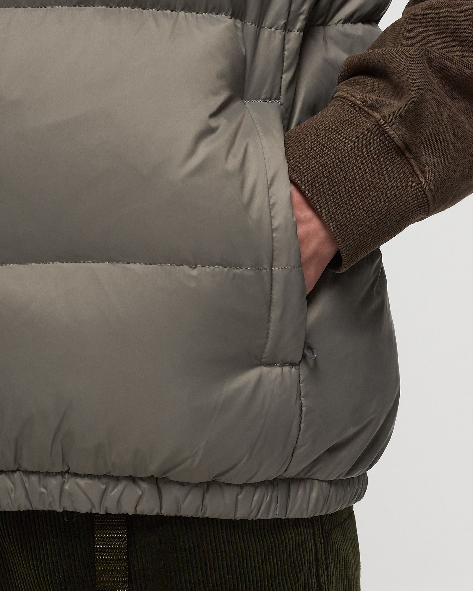 DOWN PUFFER VEST