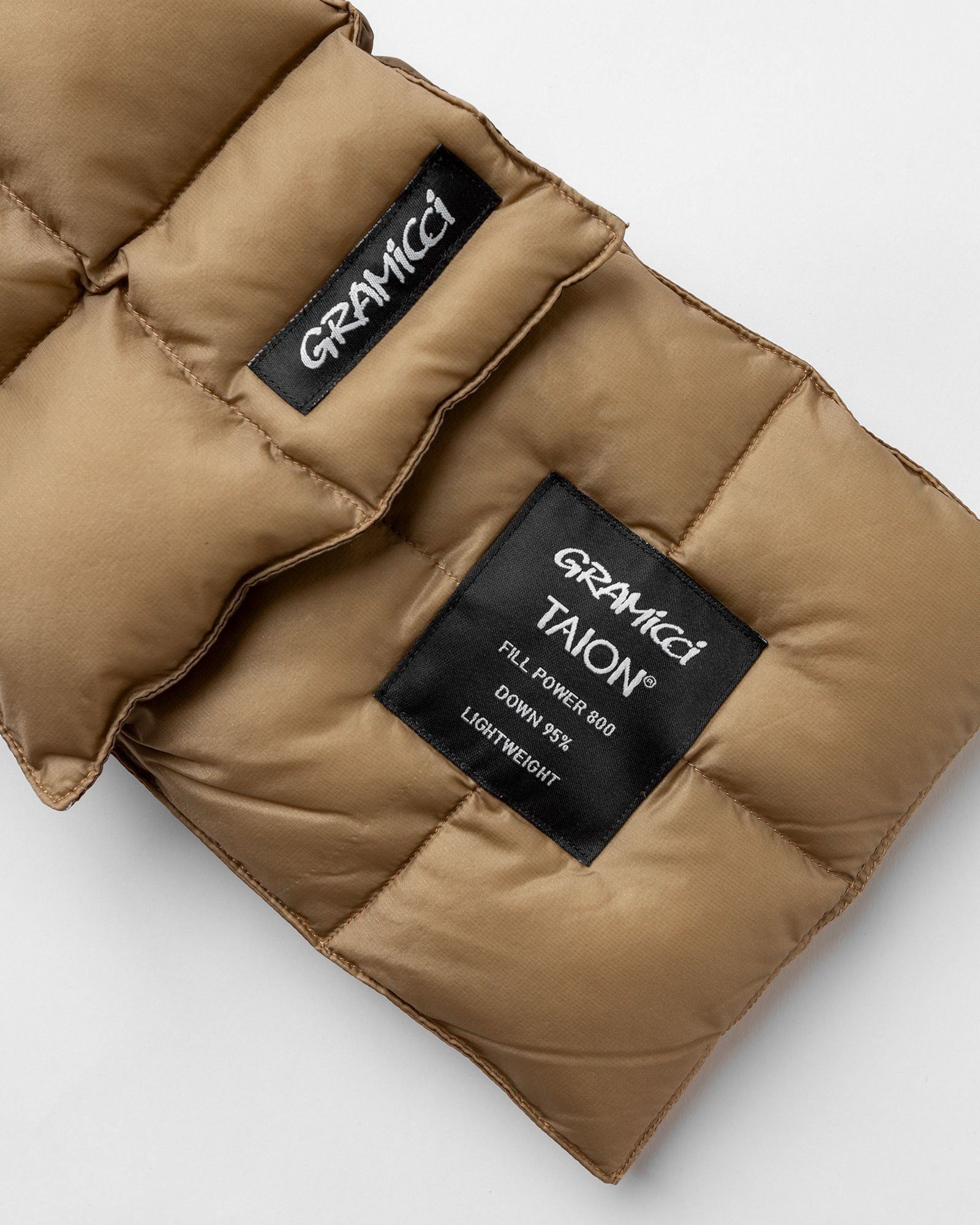 TAION/GRAMICCI DOWN SCARF