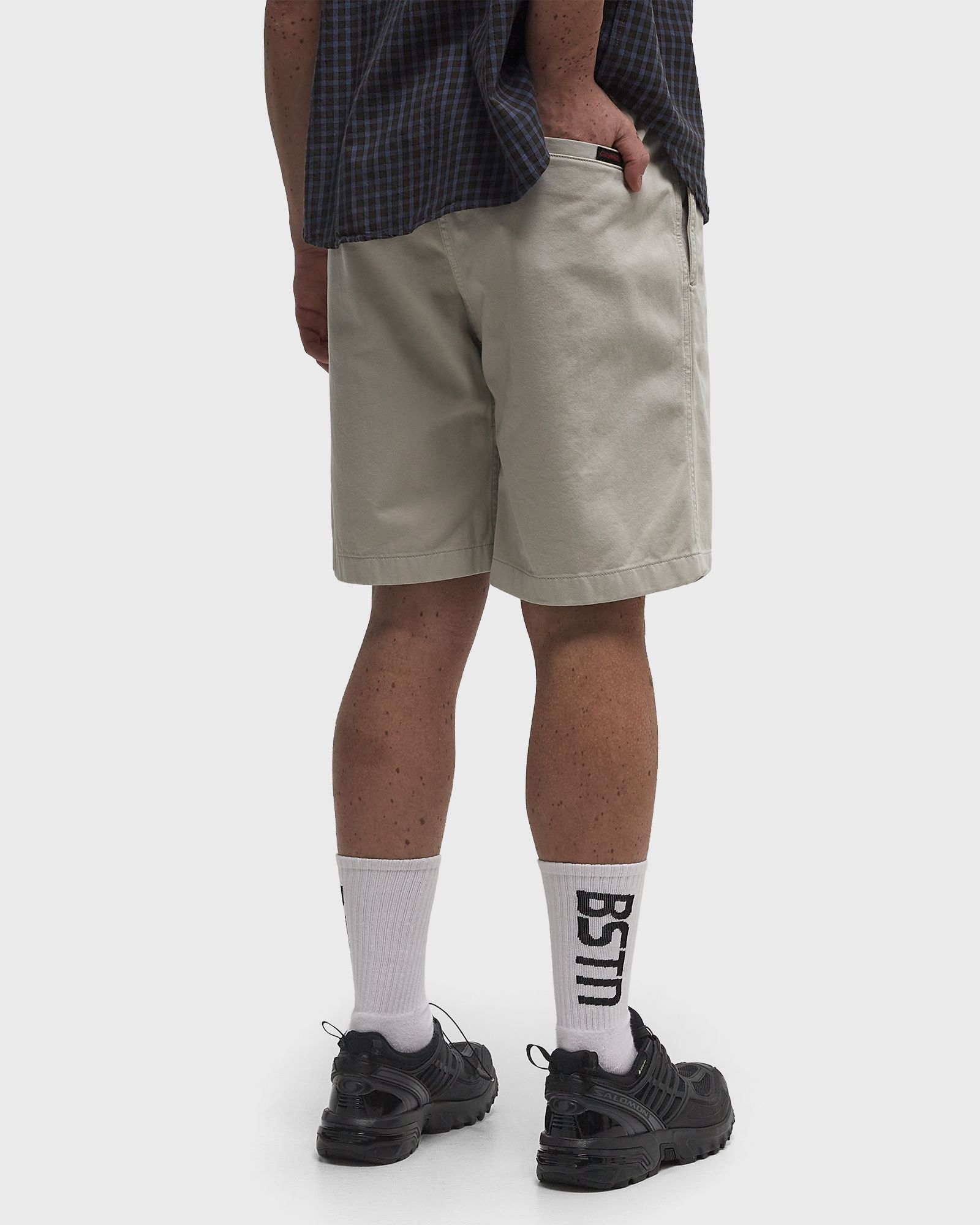 G-SHORT PIGMENT DYED