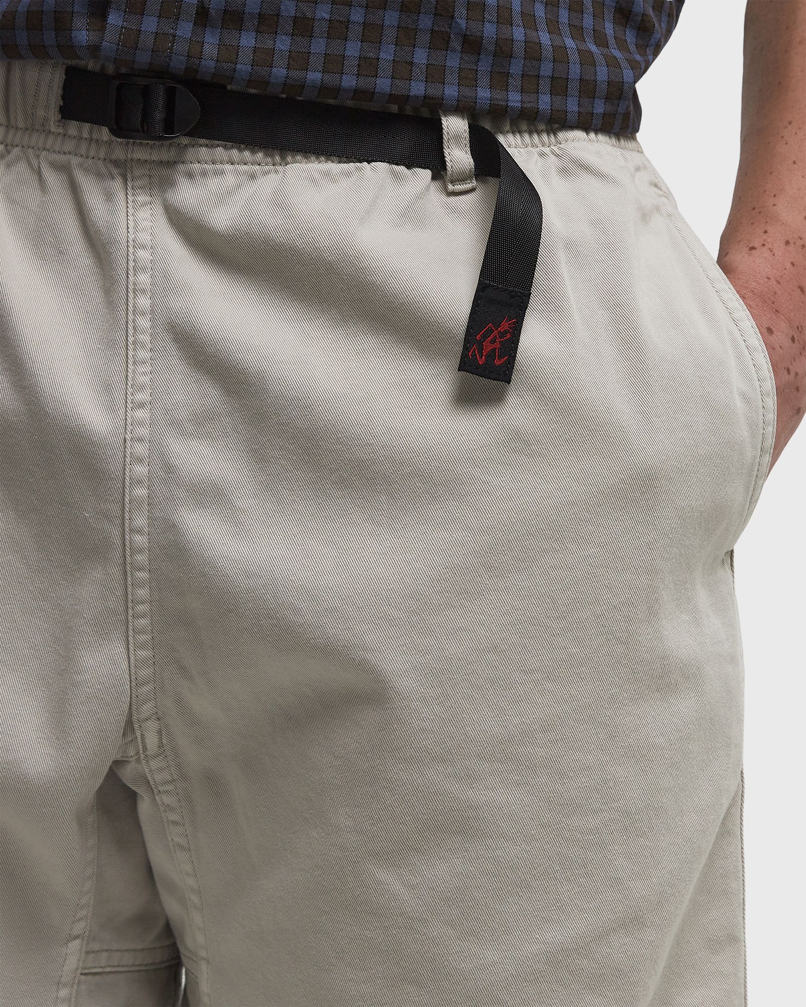 G-SHORT PIGMENT DYED