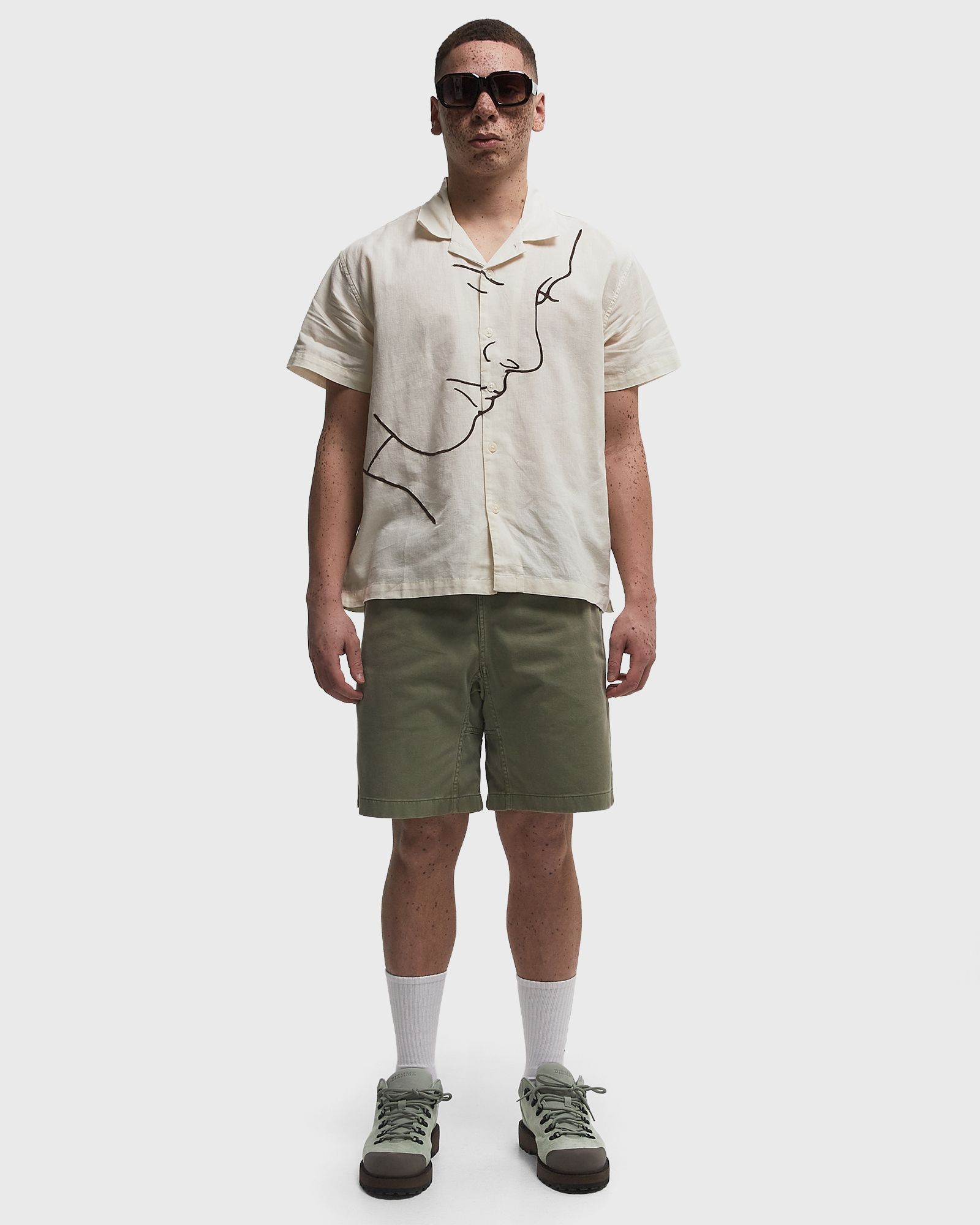 G-SHORT PIGMENT DYED