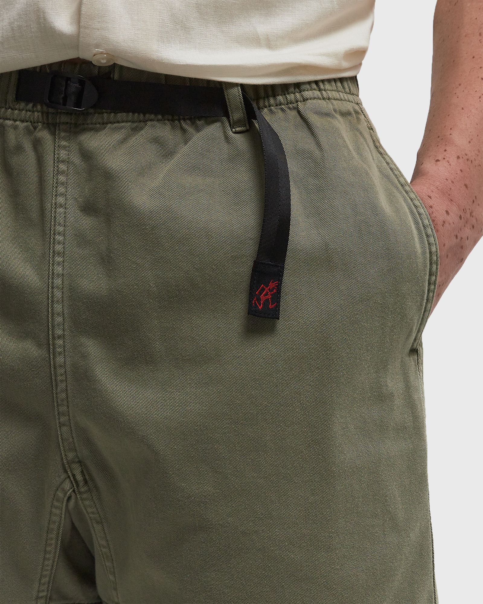 G-SHORT PIGMENT DYED