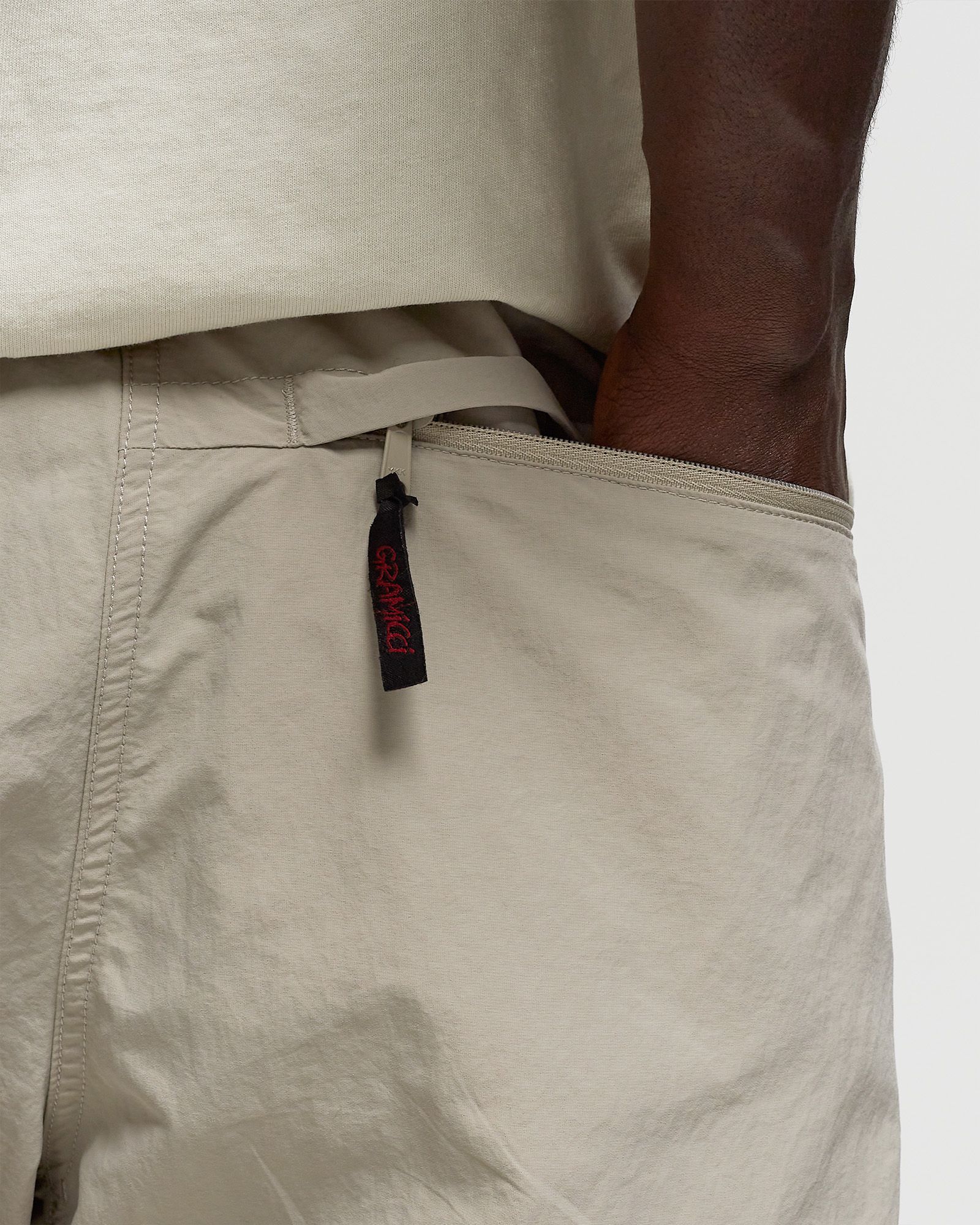 NYLON PACKABLE G-SHORT