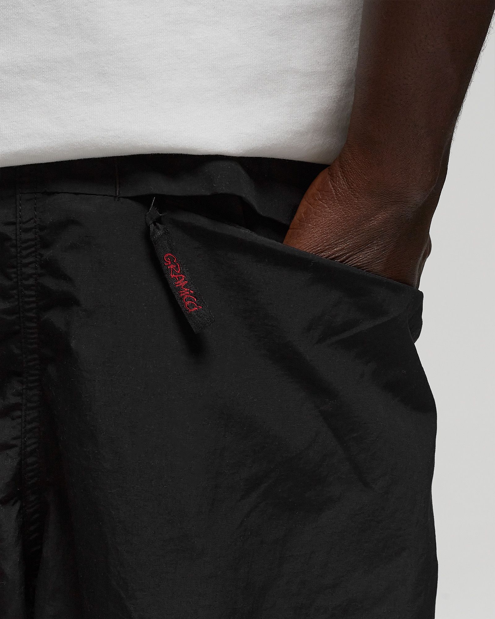NYLON PACKABLE G-SHORT