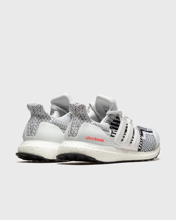 adidas gazelle silver green womens Yeezy Boost 350 V2 'Zebra' 2022/2023 – Imperial edge main image 0