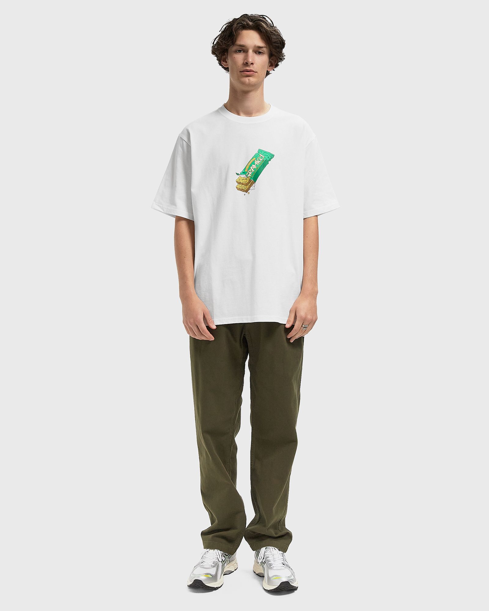 GRANOLA TEE