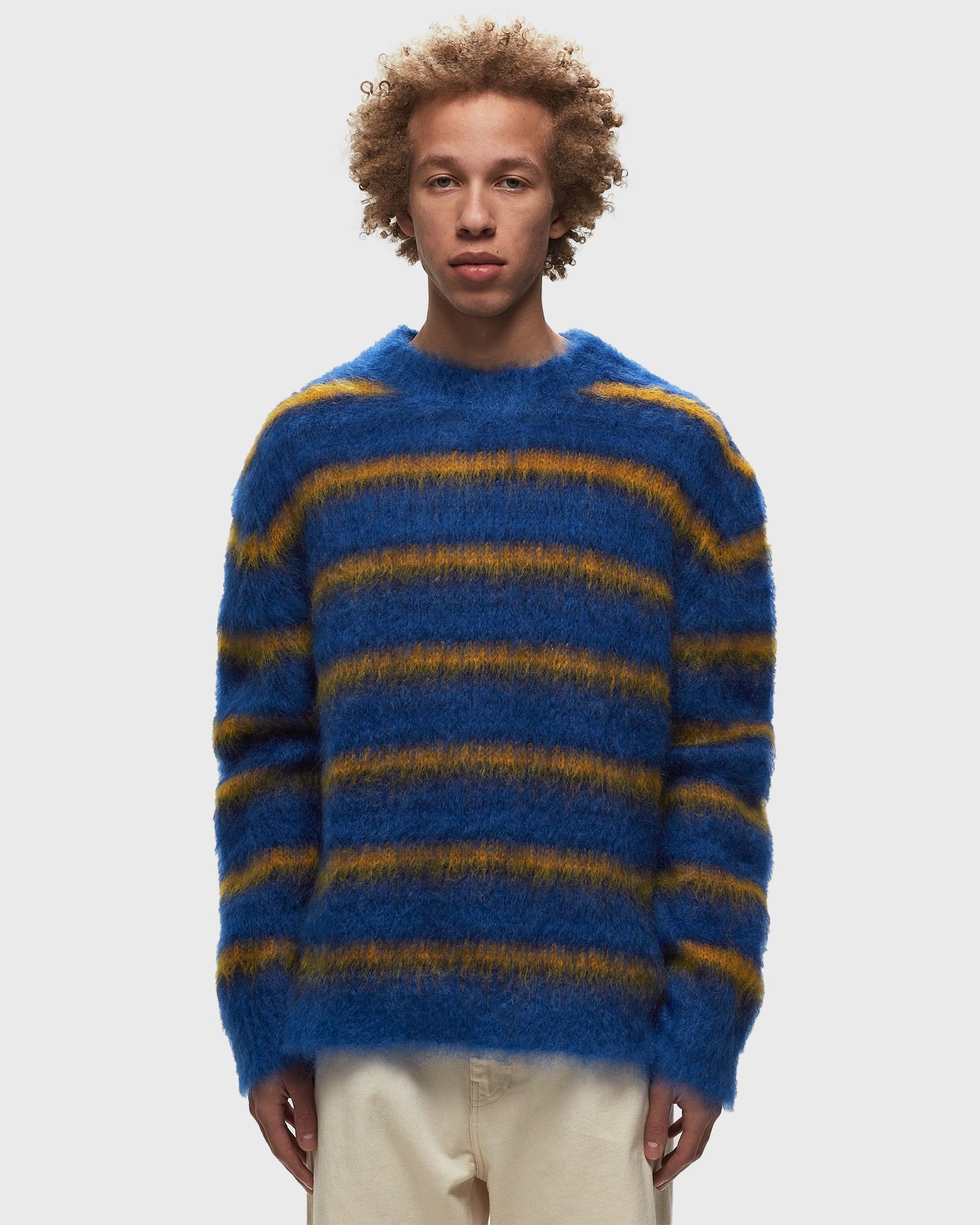 ROUNDNECK SWEATER
