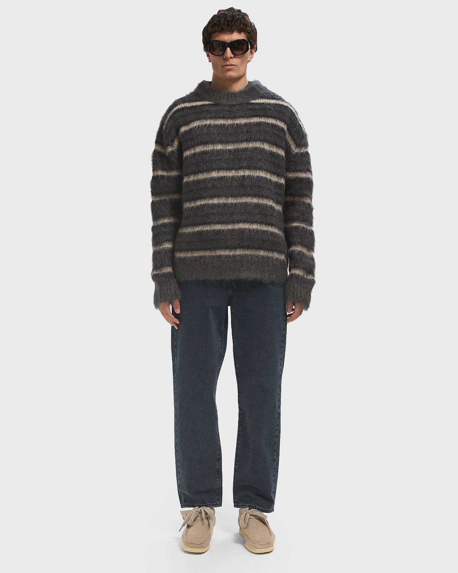 ROUNDNECK SWEATER