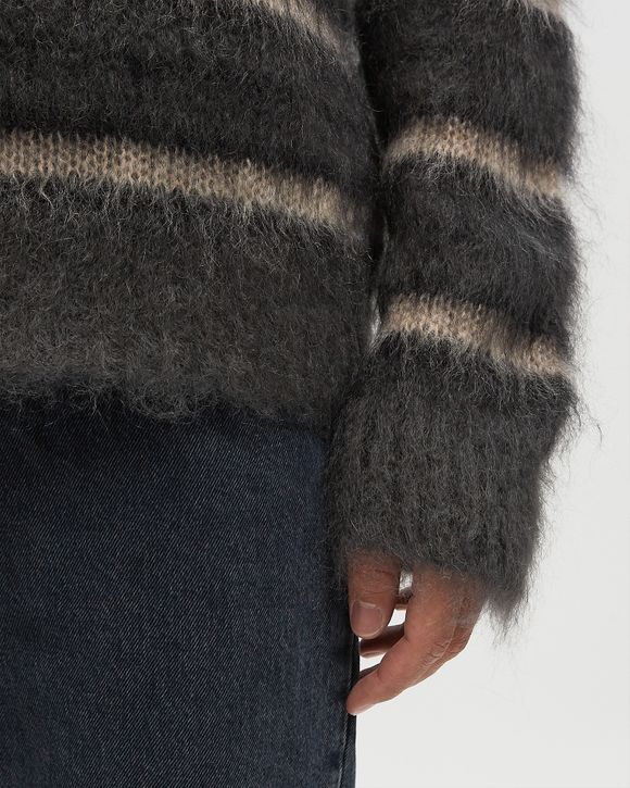 ROUNDNECK SWEATER