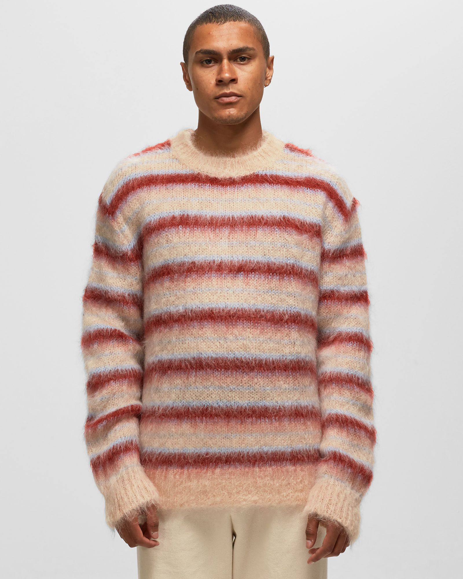 ROUNDNECK SWEATER