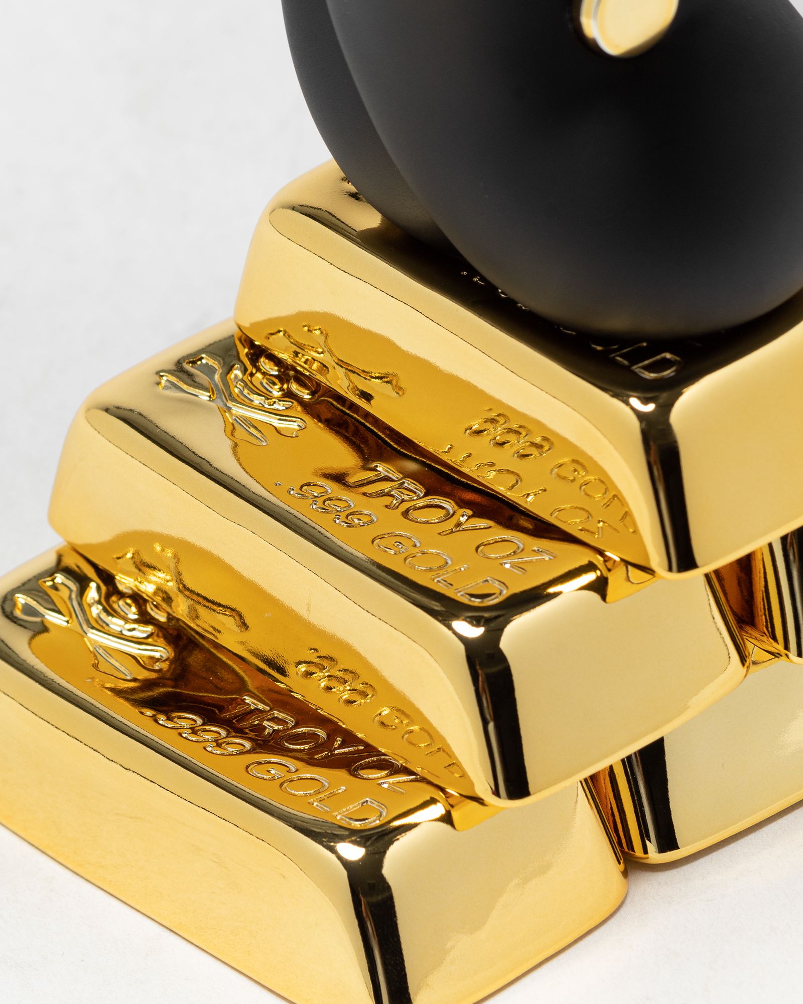 SANCTUARY BLACK MARKET by SSUR