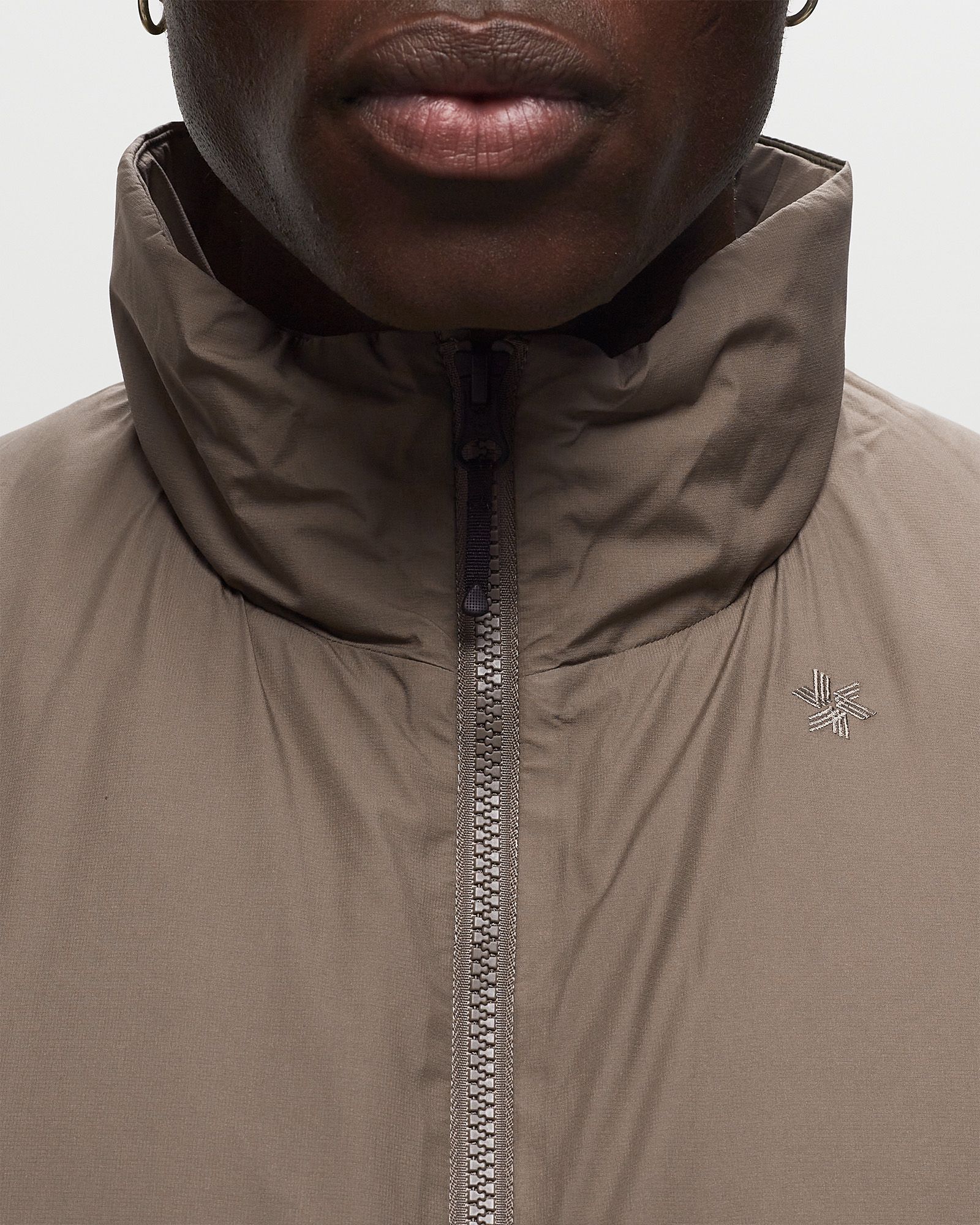 トップス Goldwin GORE-TEX puffy Mil Vest GL23344 Goldwin ゴールドウイン ゴールドウィン ウインドストッパー