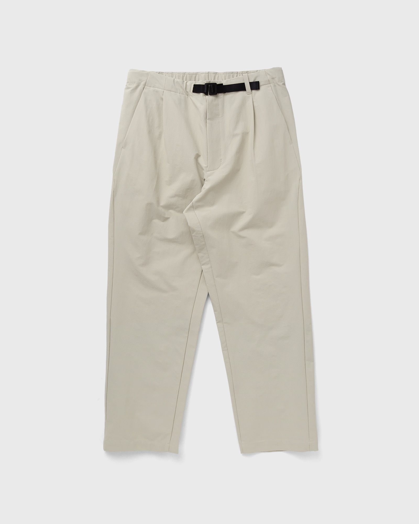 One Tuck Tapered Ankle Pants
