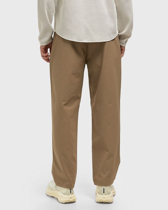 One Tuck Tapered Stretch Pants