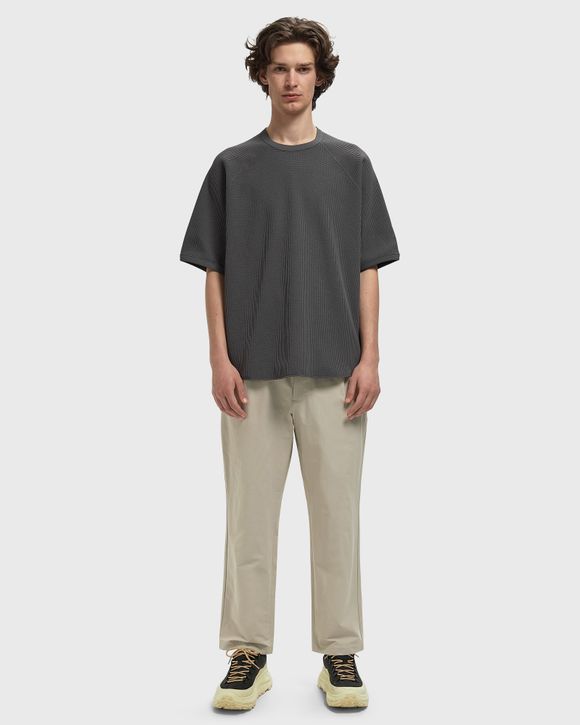One Tuck Tapered Ankle Pants