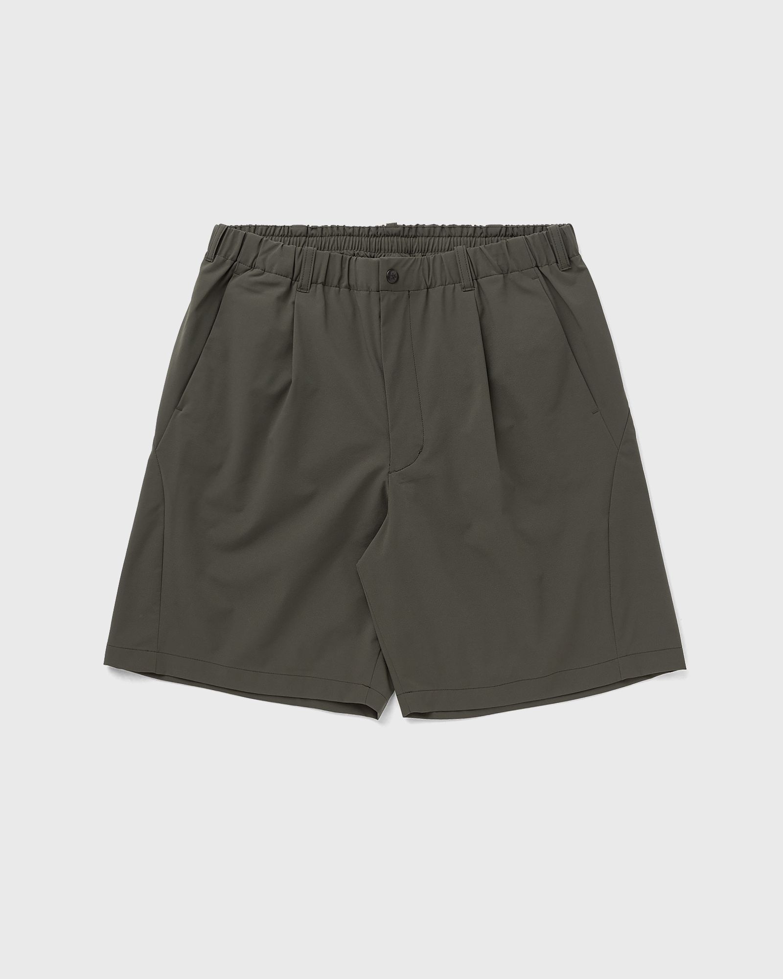One Tuck Light Stretch Shorts