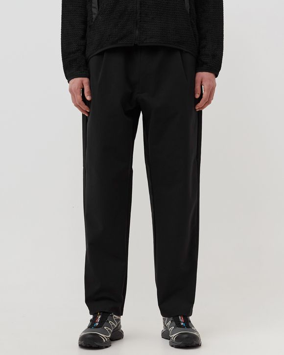 One Tuck Tapered Stretch Pants