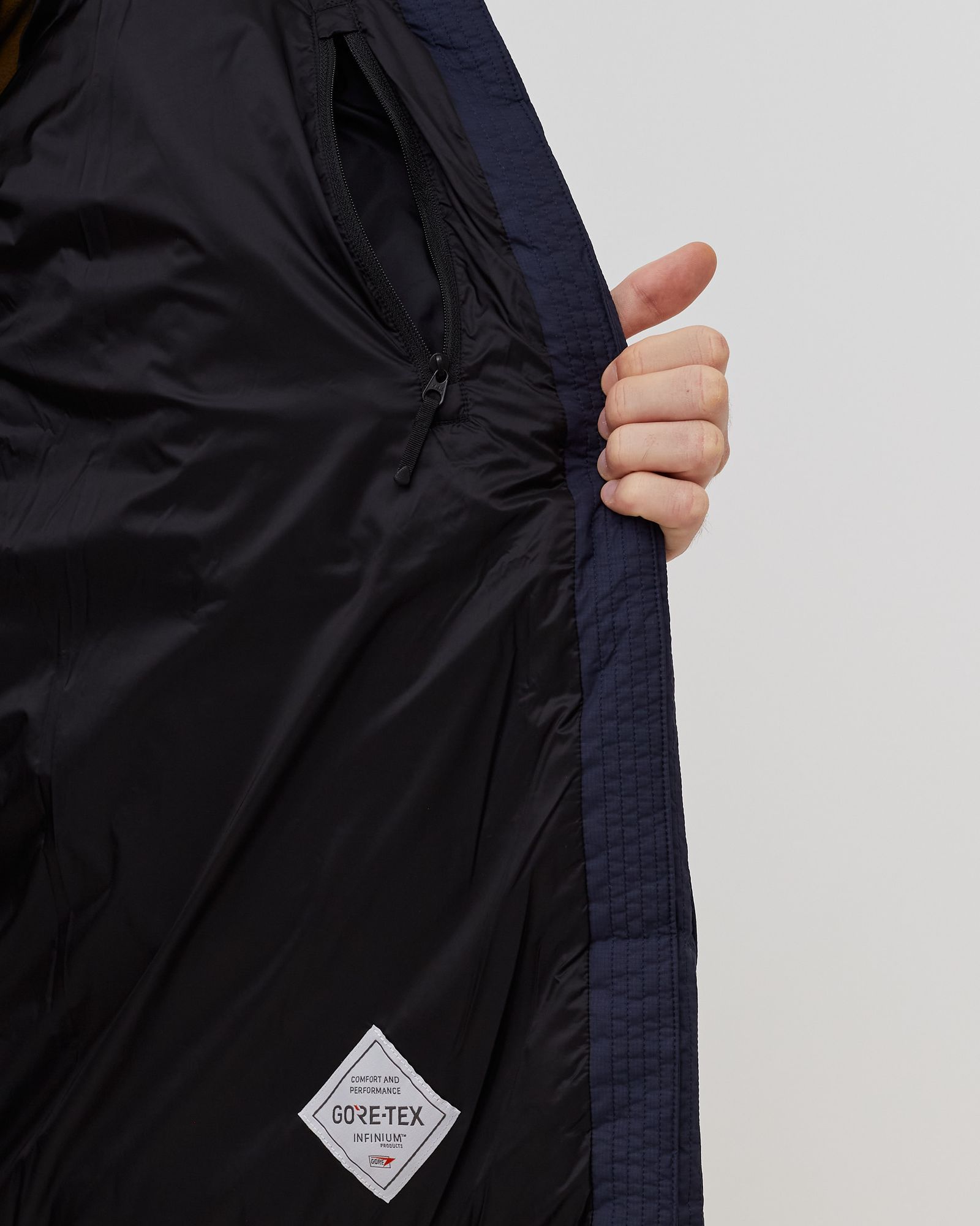 GORE-TEX INFINIUM Fly Air Down Parka