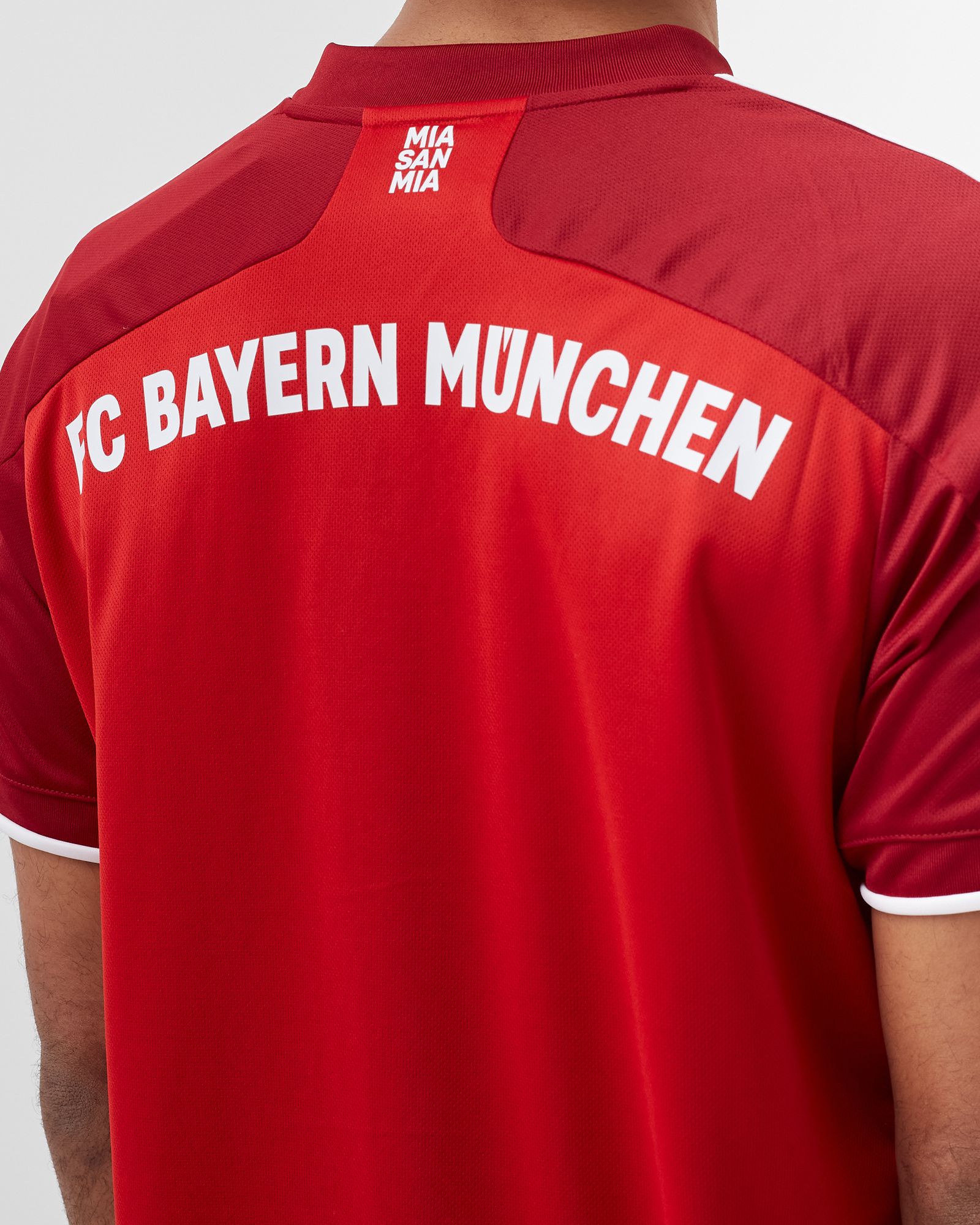 FC BAYERN 21/22 HOME JERSEY
