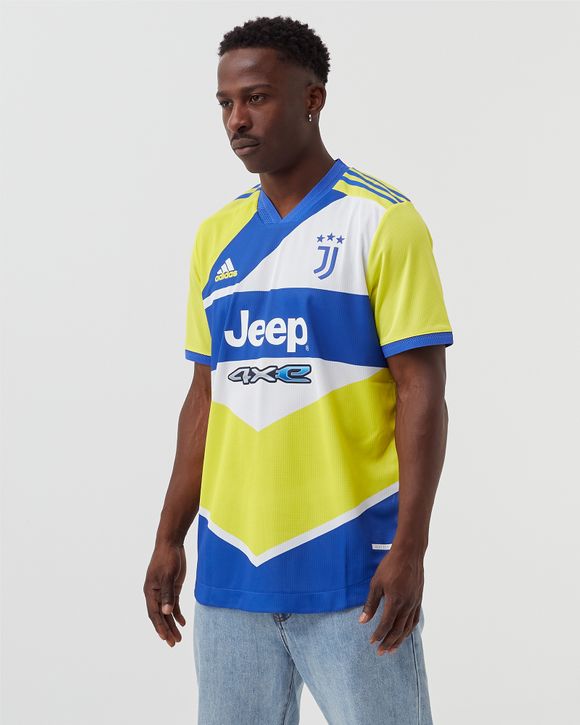 Juventus yellow kit