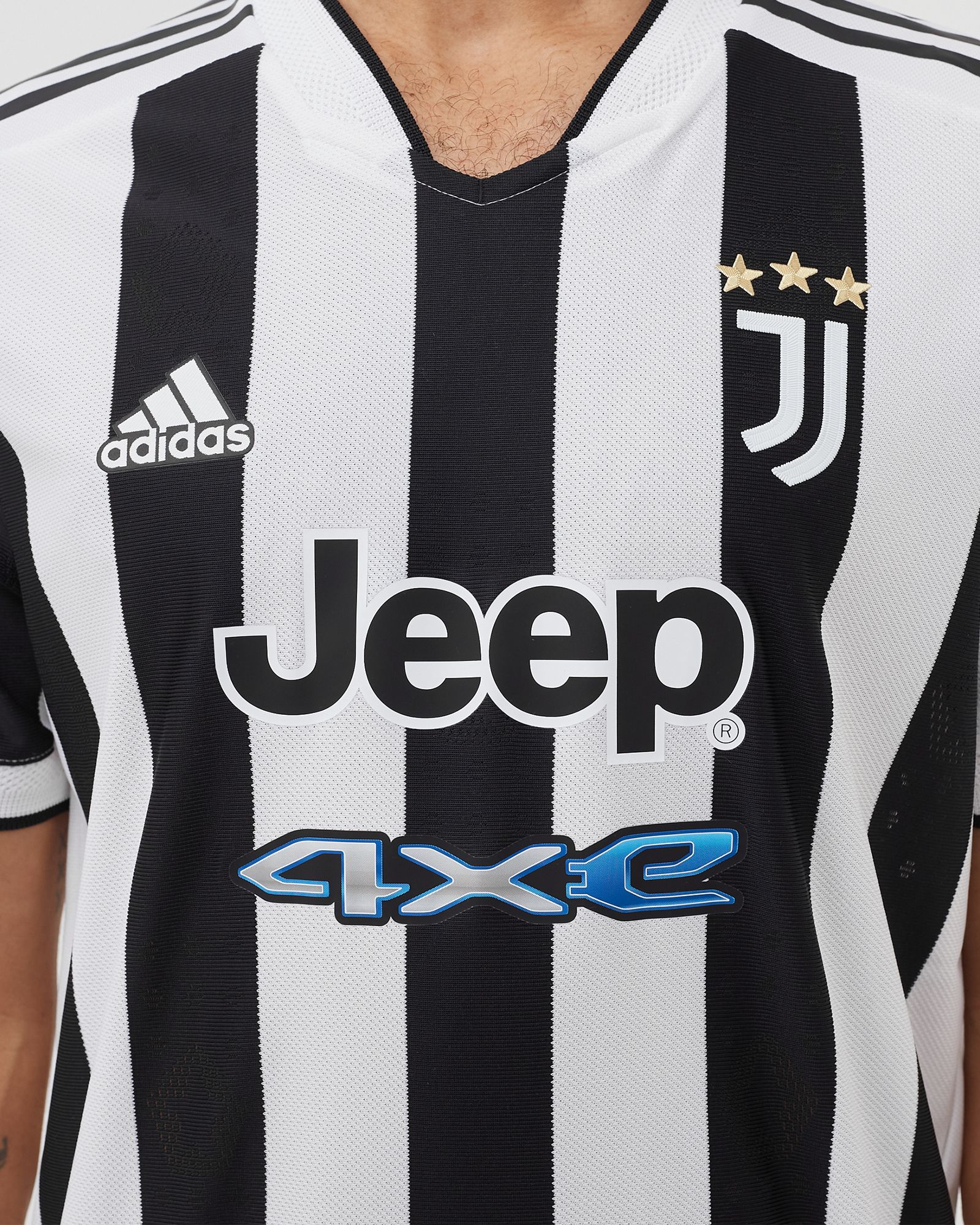 JUVENTUS F.C. 21/22 AUTHENTIC HOME JERSEY