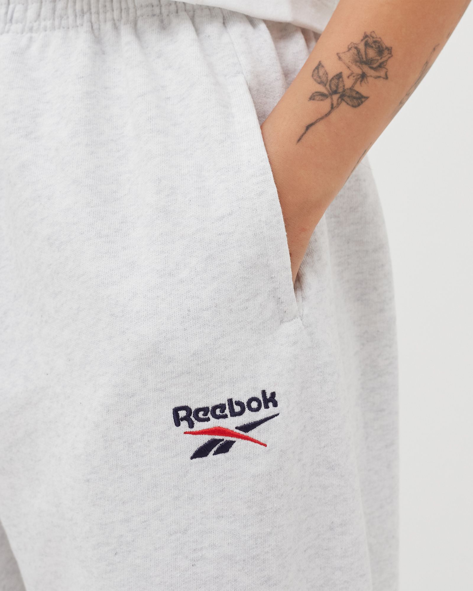 WMNS Classics French Terry Small Logo Pants