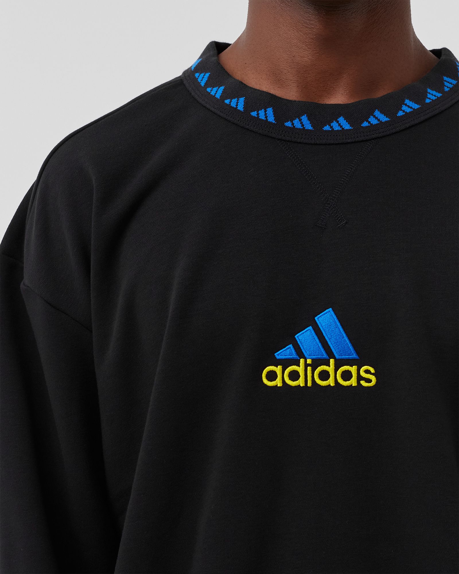 MANCHESTER UNITED ICON CREW SWEATSHIRT