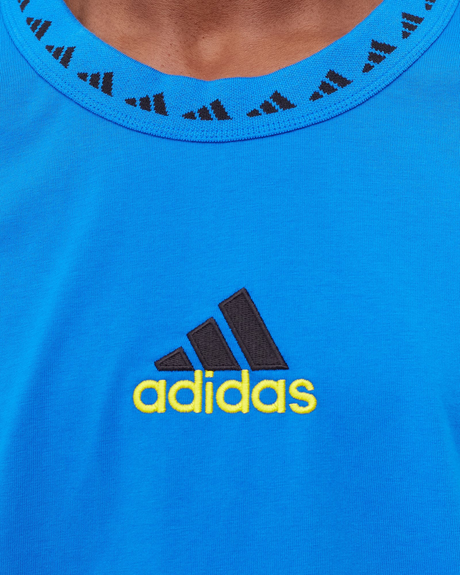 MANCHESTER UNITED FC ICON TEE