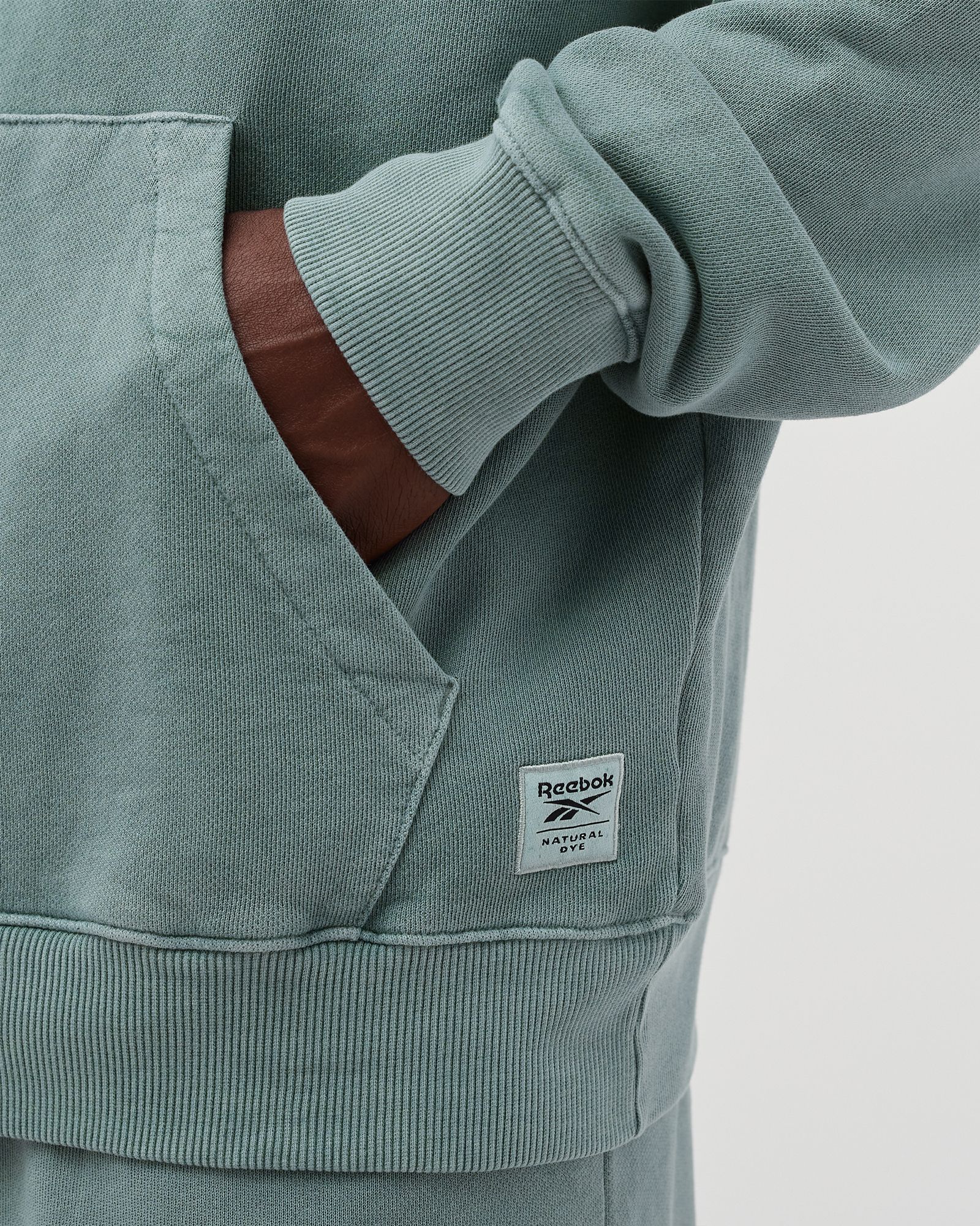 CLASSICS NATURAL DYE HOODIE