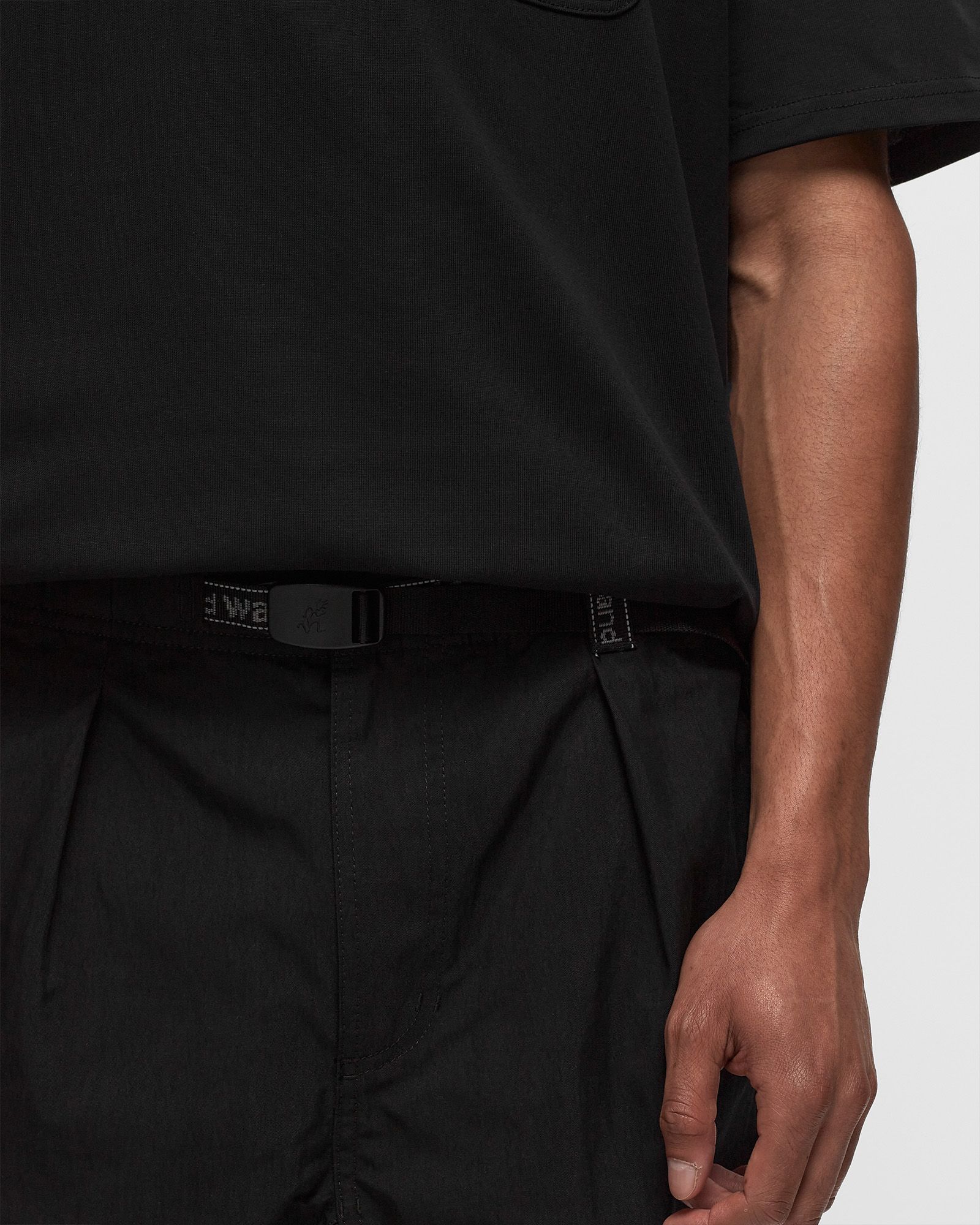 X AND WANDER NYCO CLIMBING G-SHORT