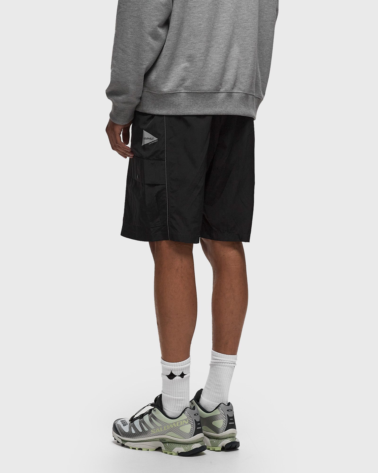 x AND WANDER PATCHWORK WIND SHORT