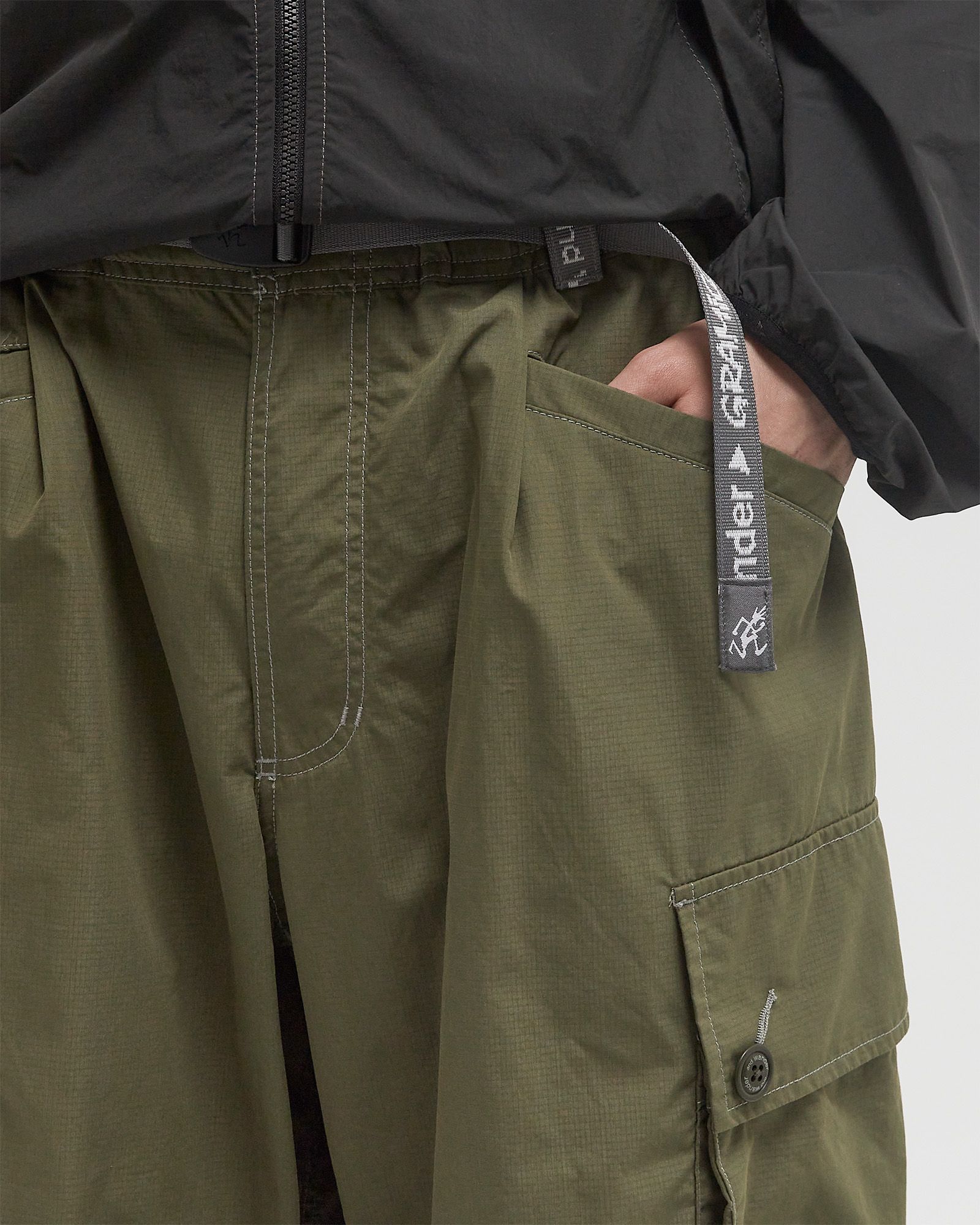 x And Wander MILITARY WIDE PANT