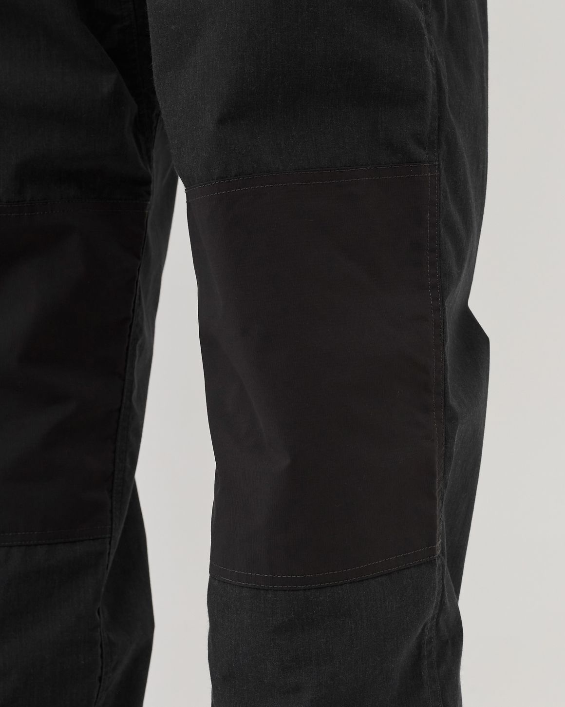 Gramicci×f/ce LOOSE TAPERED PANTS Gramicci F/CE x GRAMICCI LOOSE TAPERED PANT Black | BSTN Store