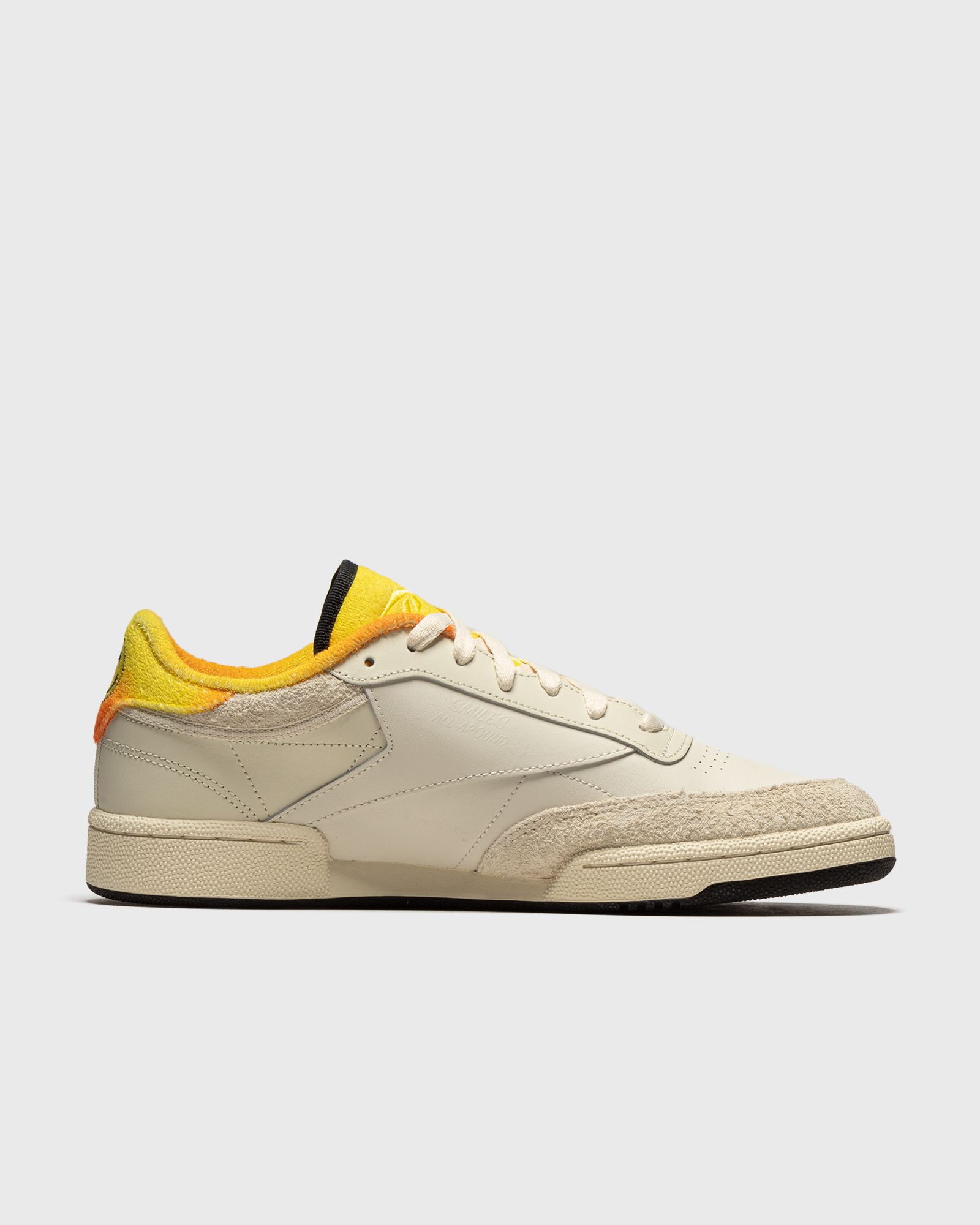 Reebok x Smiley CLUB C 85